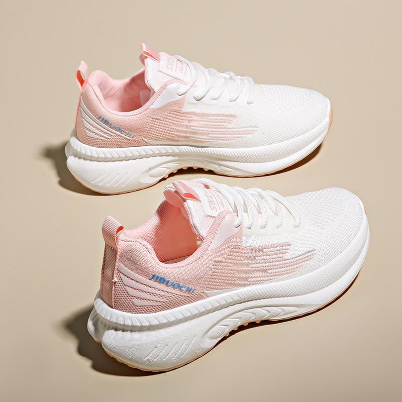 

Летающая плетеная обувь 2025 весна новая корейская версия спортивной обуви женская сетчатая дышащая студенческая повседневная обувь плоская для бега K2502 40