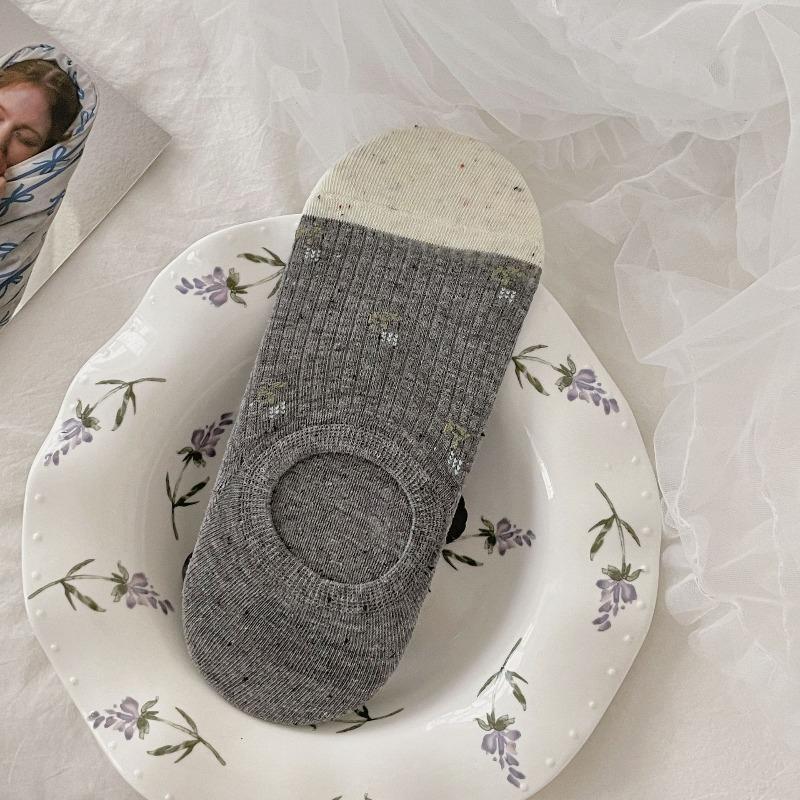 

Floral-patterned Boat-shaped Rubber Anti-slip Socks, Non-slip Shallow-curved Cotton Breathable Socks Without Bones 1 pair