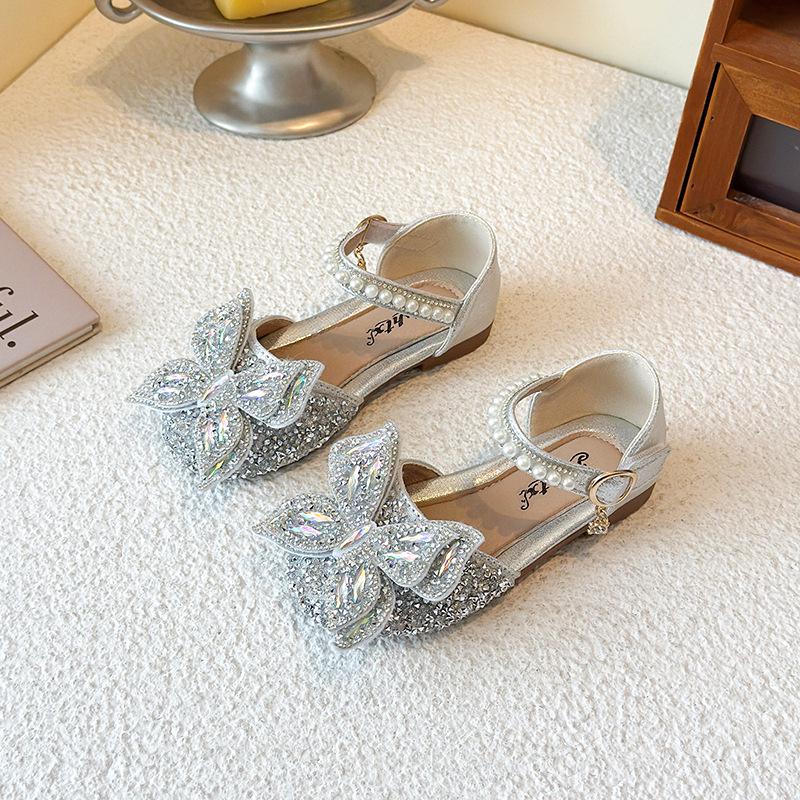 Baby Girl Rhinestone Princess Sandals - Soft Sole, Korean Style, Hollow Design for Spring/Autumn 2026.
