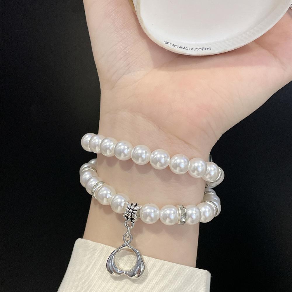 Luxury Pearl Band for Apple Watch Series Ultra 9 8 7 6 5 4 3 Se Watch Bracelet Pendant for IWatch Ultra/2 41 45mm 38mm 42mm 40mm 44mm 49mm Accessories
