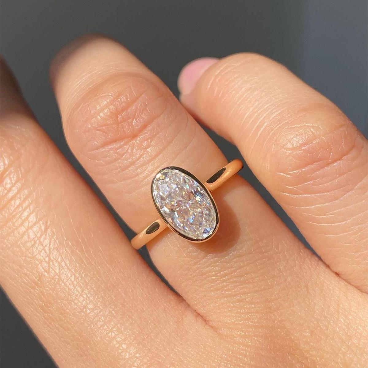

Light Luxury Niche Geometric Design Inlaid with Egg-shaped Zircon Ring Women s Ins Style Personality Classic Commuter Ring 2026 no. 5