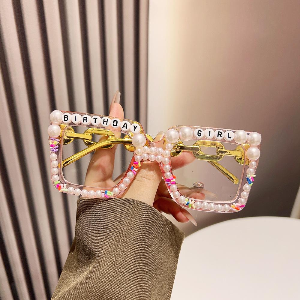 Occhiali da Sole Quadrati Vintage di Lusso con Montatura Grande Perle Donna Ragazza Compleanno Punk Popolari Oversize Carini Rosa