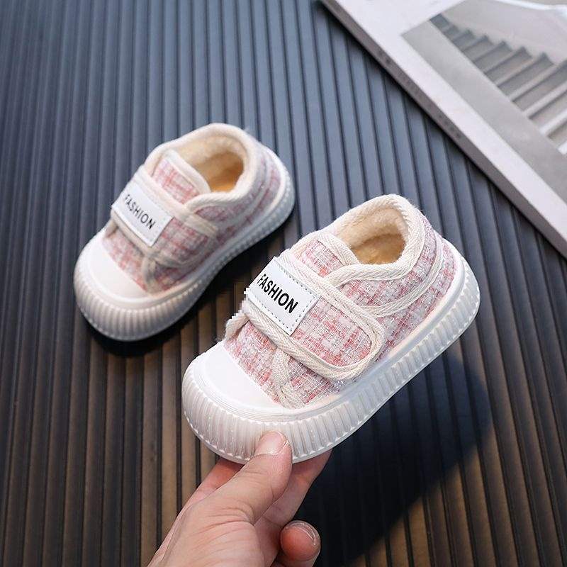 2025 autumn and winter girls' shoes velvet baby cotton shoes biscuit shoes children's board shoes soft-soled small fragrant canvas shoes