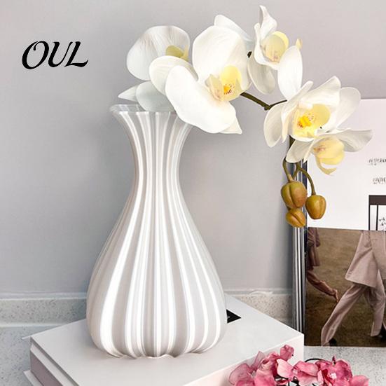 Stylish Vase for Real Flowers 3D Printed Fluted Curved Vase, Minimalist Modern Decorative Flower Sculpture Living Room Tabletop Home Aesthetic