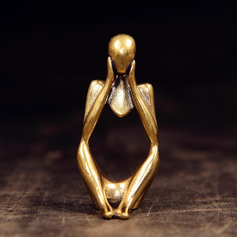 Brass Abstract Human Sculpture Desktop Decor Modern Office Art Figurine Minimalist European Style Two-Handed Face-Support Sculpture