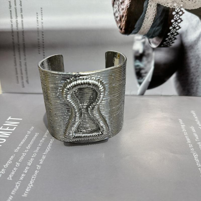 

Преувеличенный винтажный трехмерный браслет для женщин с глазами и носом, открытый браслет с чертами лица, ювелирный аксессуар, подарки