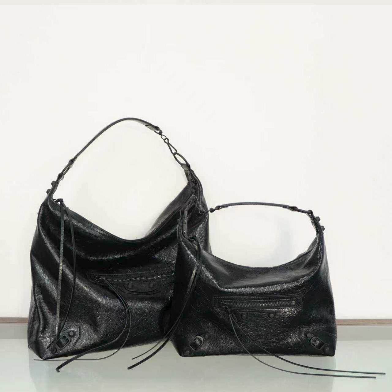 

26 New s City Hobo Rivet Bag Punk Style Cool Sa Motorcycle Baotou Layer Oil Wax Leather Tote 28x10x27cm