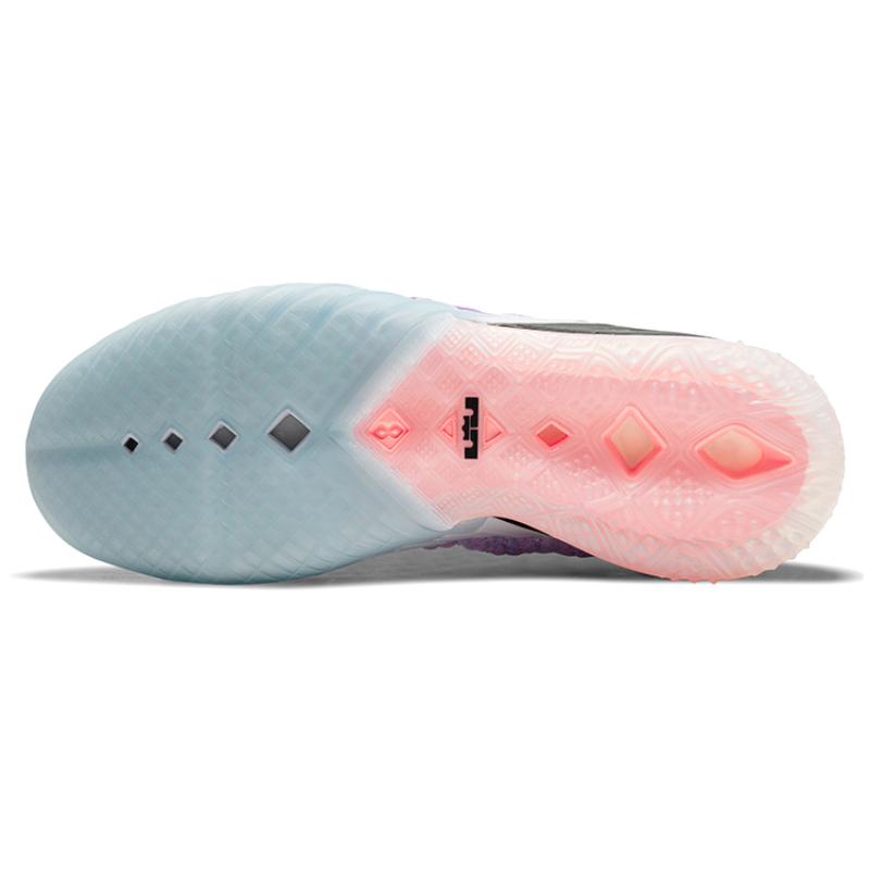 Nike LeBron 18 Ep 'Graffiti' Sneakers CQ9284-900