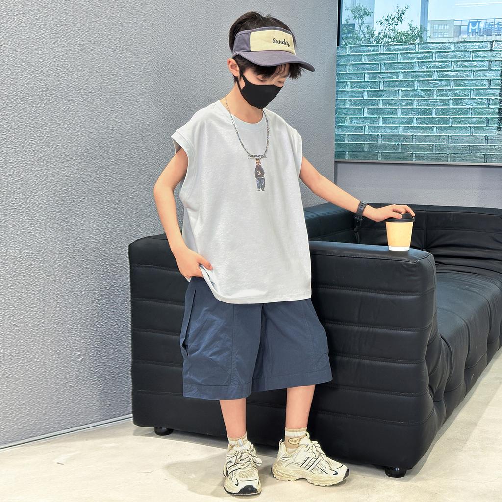 Children's clothing boys' summer sleeveless set 2026 new summer mid size children's sports vest summer style cool and fashionable