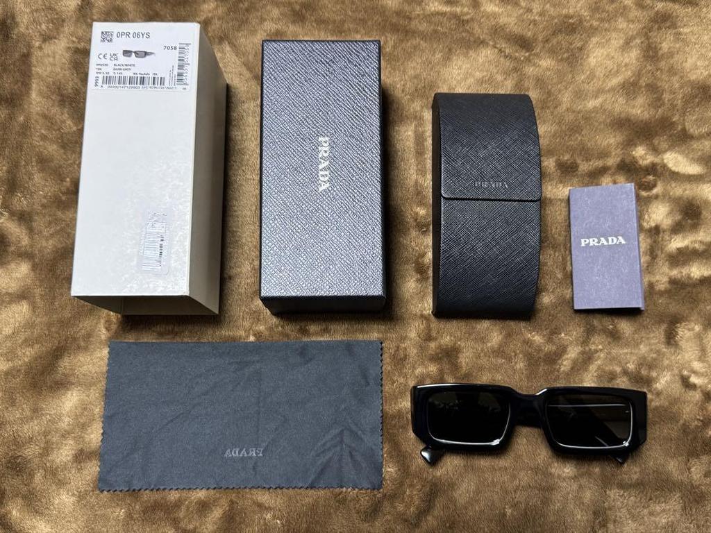 [USED] Prada PR 06YS Square Sunglasses TWICE Sana Gunna Sold Out