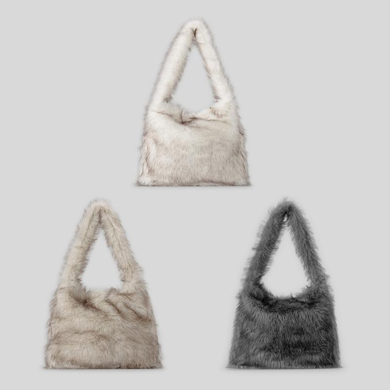 Niche Design Plush Underarm Bag Slouchy Faux Fur Handbag Winter Fur Bag for Women