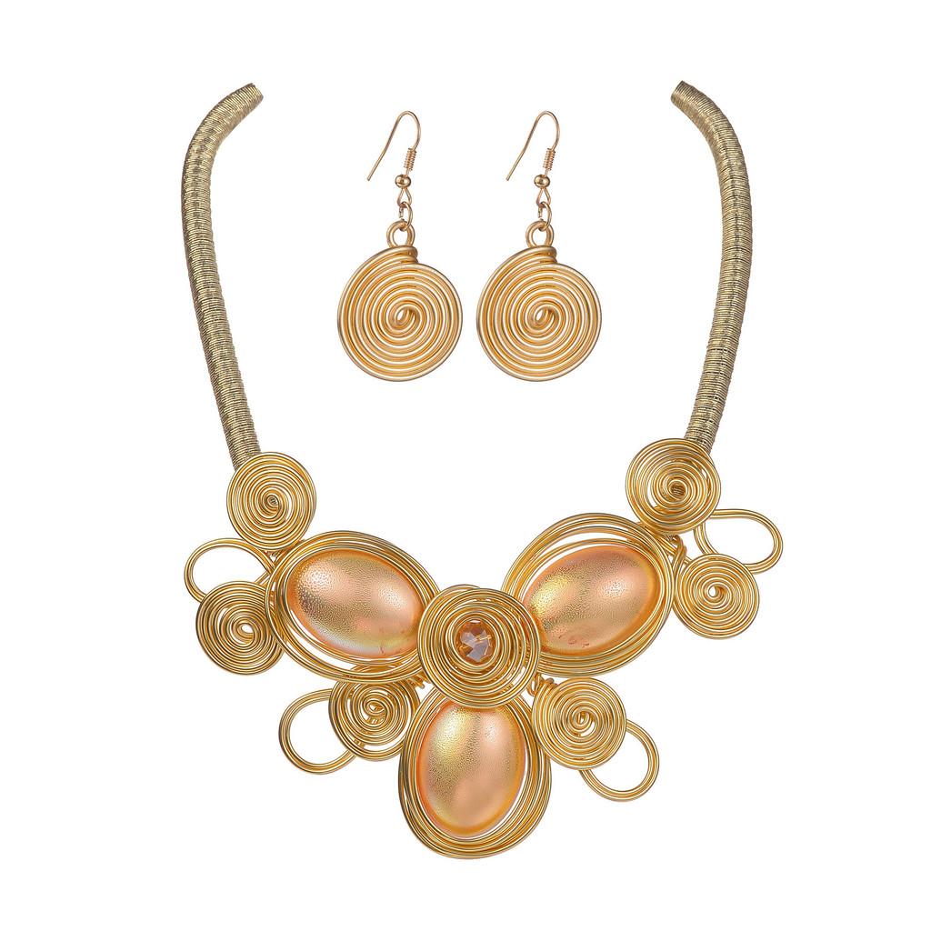 Pendant Ecofriendly Metal Jewelry Set Featuring Bear And Pig Motifs For Fashion Lovers