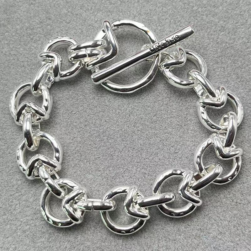 2024 UNOde50 Best-selling Exquisite Fashion Bracelet: High-Quality Romantic Jewelry Gift for Women