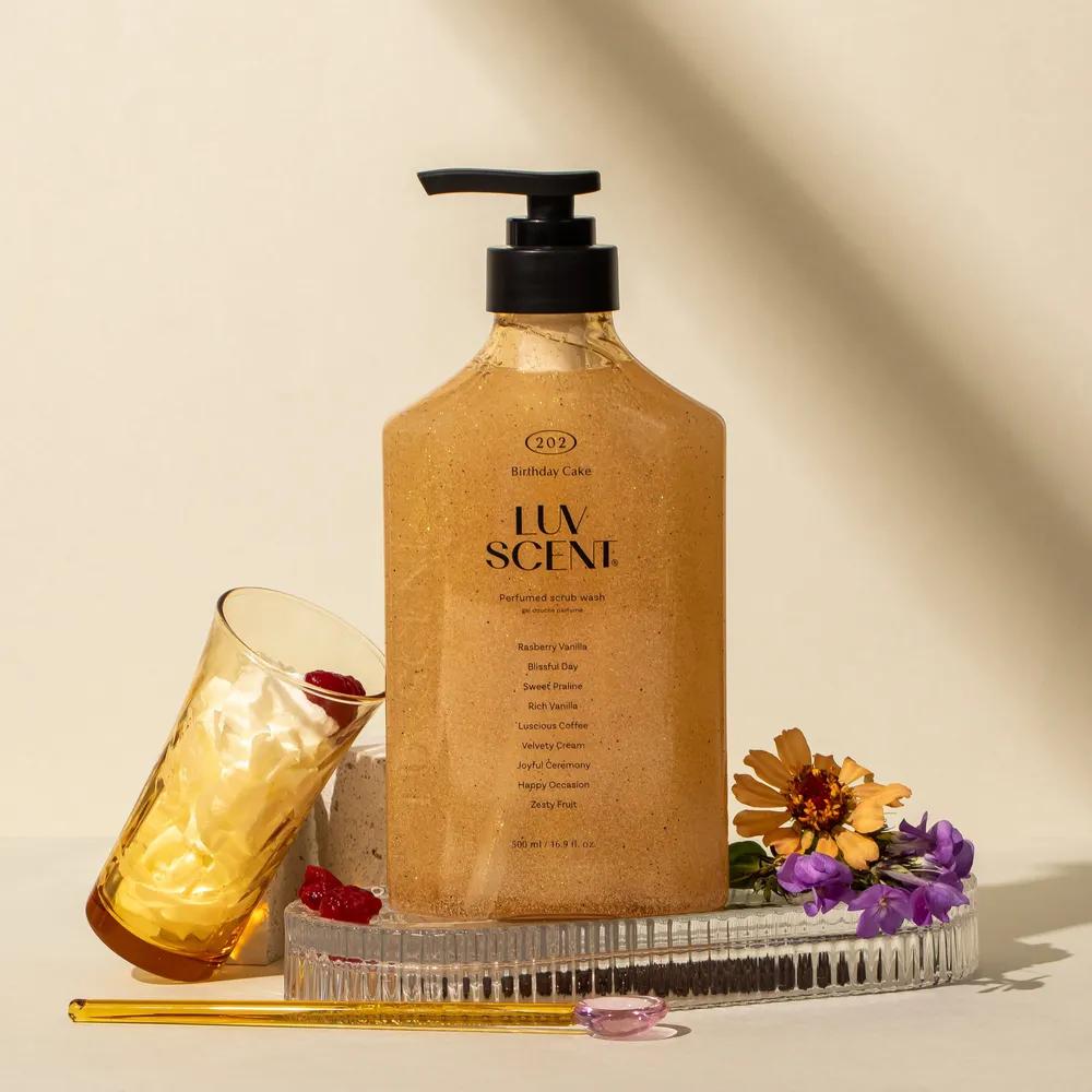 LUV SCENE Peeling Duschgel 500ml (Wähle 1 von 3)
