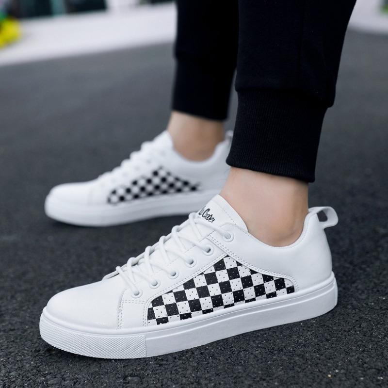 2025 New Grid Men Leather Board Shoes Summer Lightweight Breathable Flats Casual Shoes Fashion White Hot Sale Man Sneakers Tenis