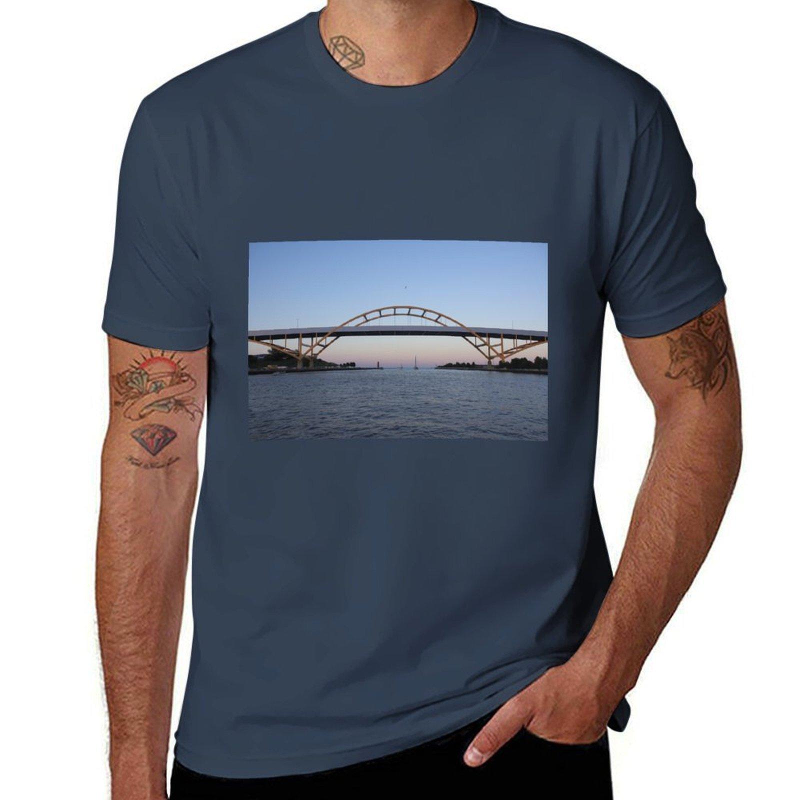 Hoan Bridge at Sunset TShirt Outdoor Work Short Sleeve Top S