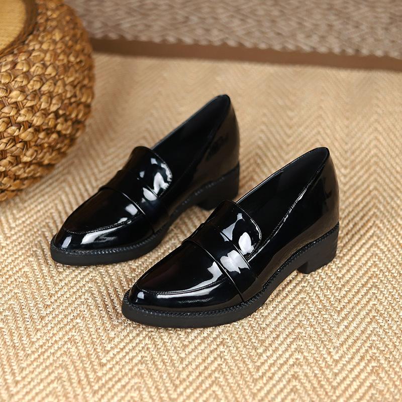 Tang Jing work shoes women's pointed 3 new small size inner height increase small leather shoes glossy patent leather