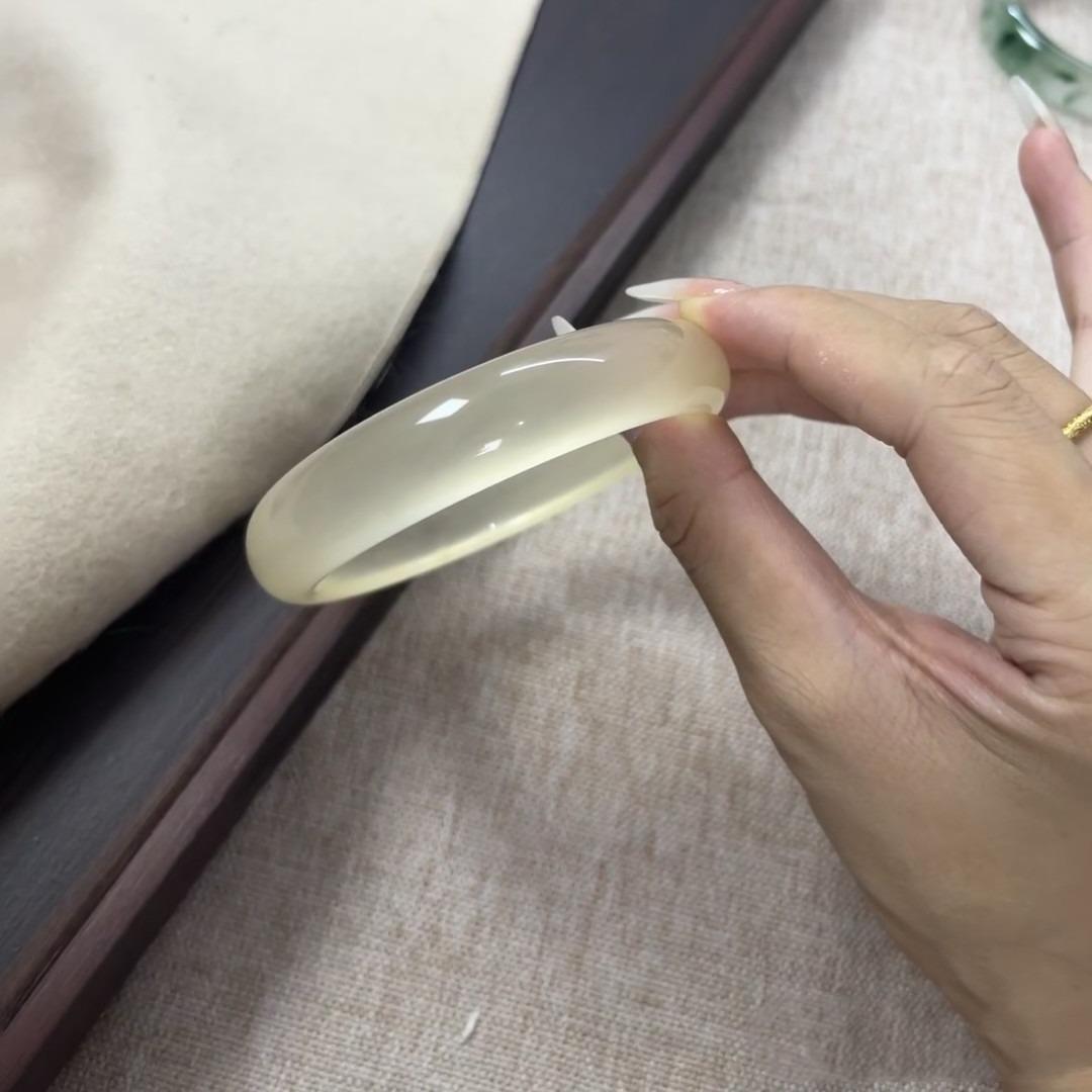 

Браслет из кварцита цвета шампанского золота, высокого качества, ледяной, жадеитовый, халцедон Model 54-55