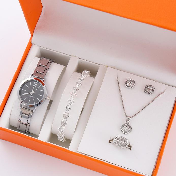 Fake Three-Eyed Ladies 5Pcsset Steel Belt Women'S Watch Casual Korean Edition Quartz Watch Set (Orange Box)