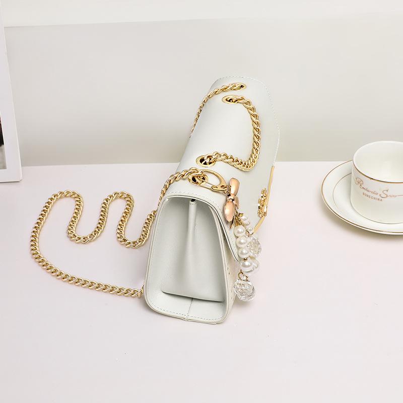 Dámská nová crossbody taška Podzimní a zimní taška s řetízkovým popruhem Jednoramenná Malá čtvercová taška pod paži