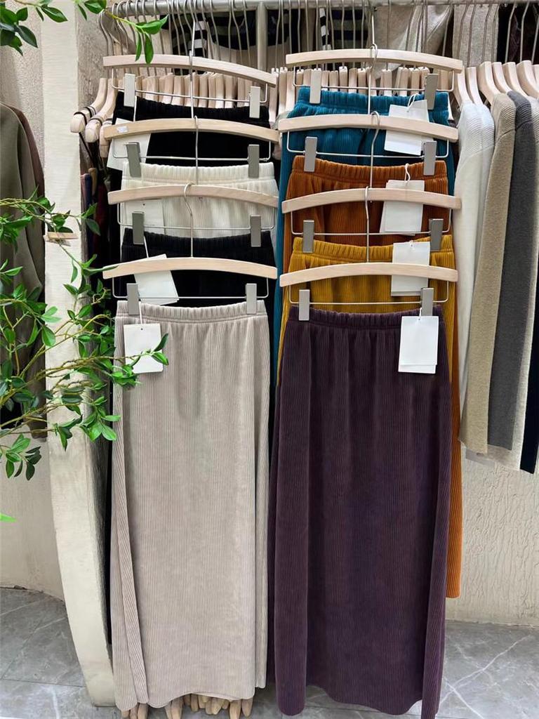 Damen Midirock aus Cord-Chenille mit hohem Bund und Schlitz hinten