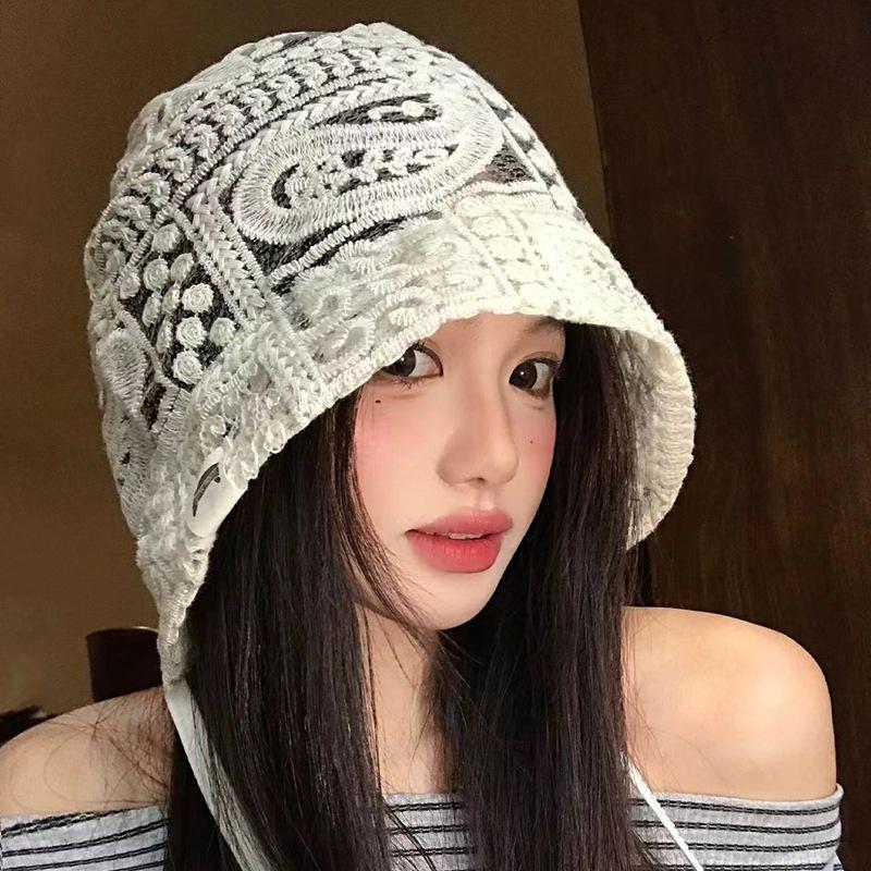 Sweet Lace Knitted Hollow Flower Headgear Women'S Spring And Summer Atmosphere Lace-Up Retro Headscarf Hat Pullover Hat