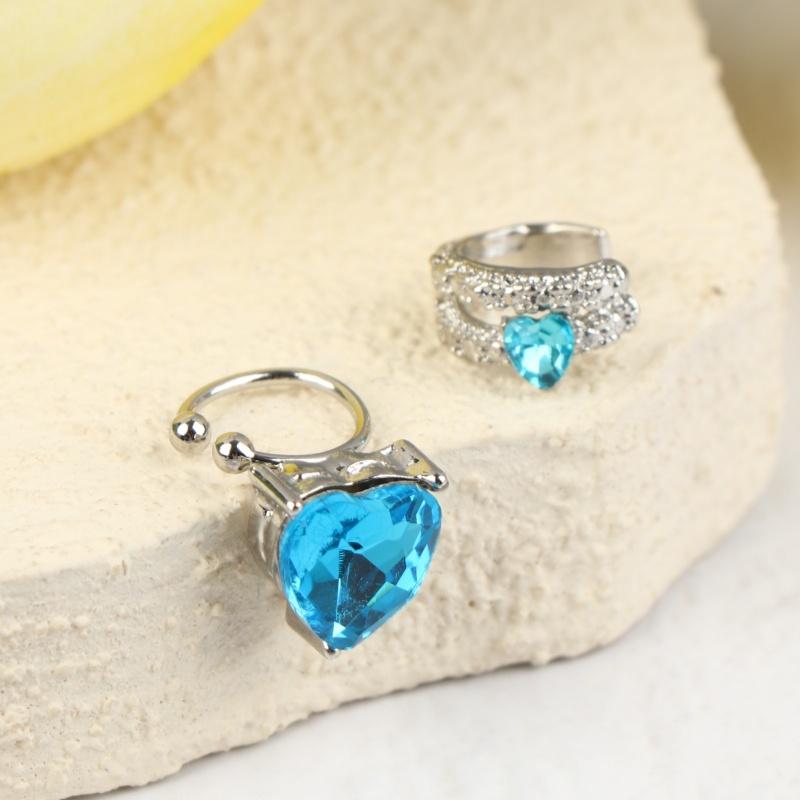2Pcs Fake Piercing Clip Earrings Delicate Blue Heart Zircon Buckle Ear Cuff Cartilage Ear For Women  Jewelry Gift