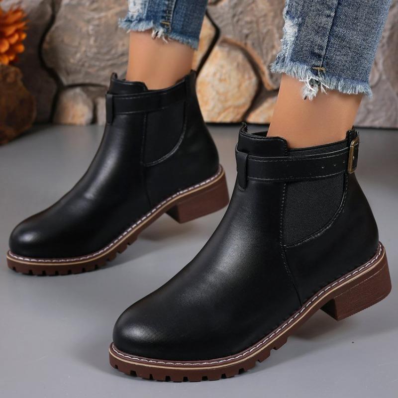 New Plus-size Women's Platform Boots for Autumn and Winter with Belt Buckles Decorated with Round Toe Booties