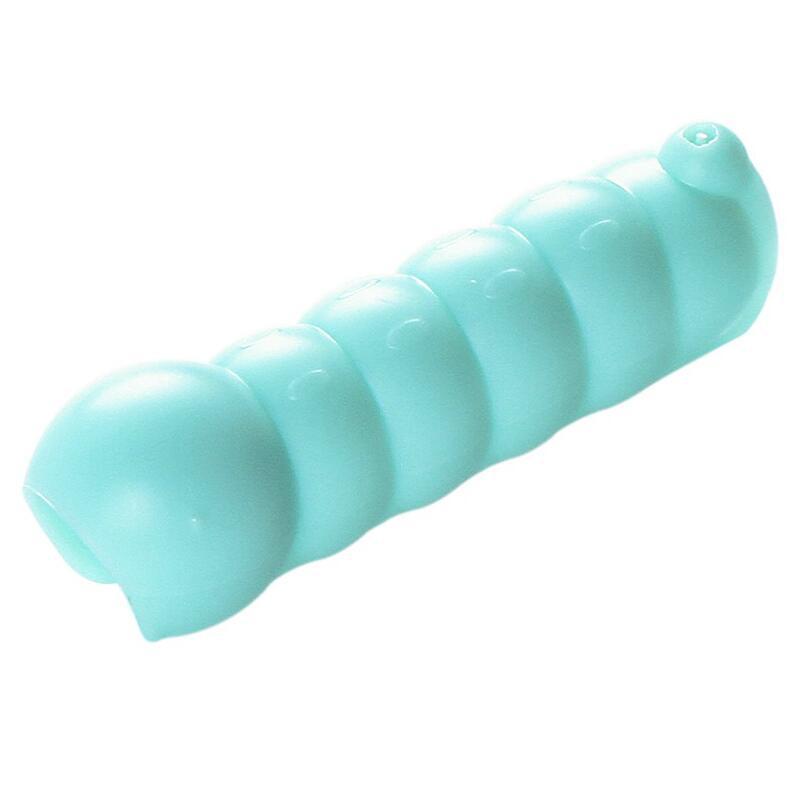 Anti-Slip Bed Sheet and Quilt Fasteners: Secure Clips for Duvets and Sofa Cushions