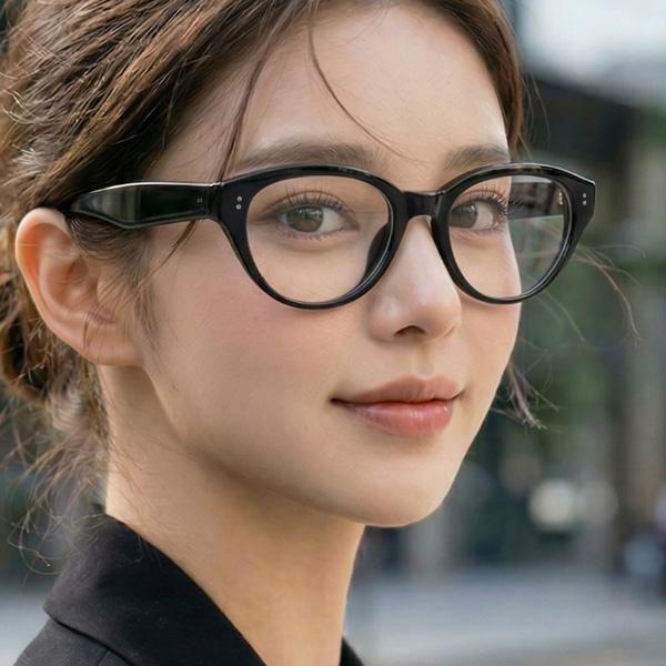 Adije Veka (Black) La1045 Horn-Rimmed Glasses