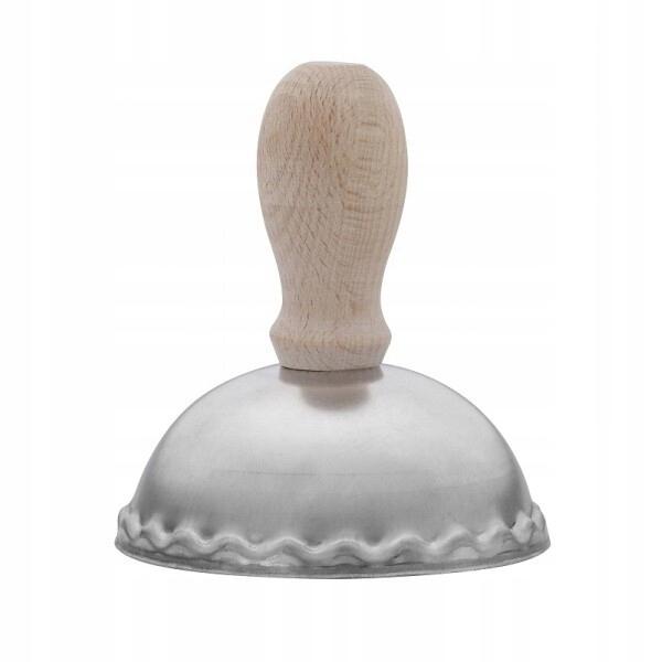 Practical metal dumpling cutter 6.8x7.6 cm