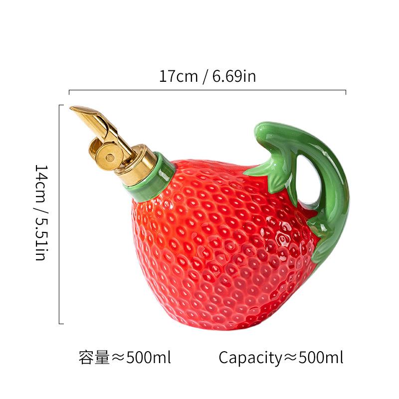 European Ceramic Strawberry Cruet Oil Pot Creative Fruit Kitchen Seasoning Jar Salt Sugar Chili Jar Soy Sauce Vinegar Bottle New