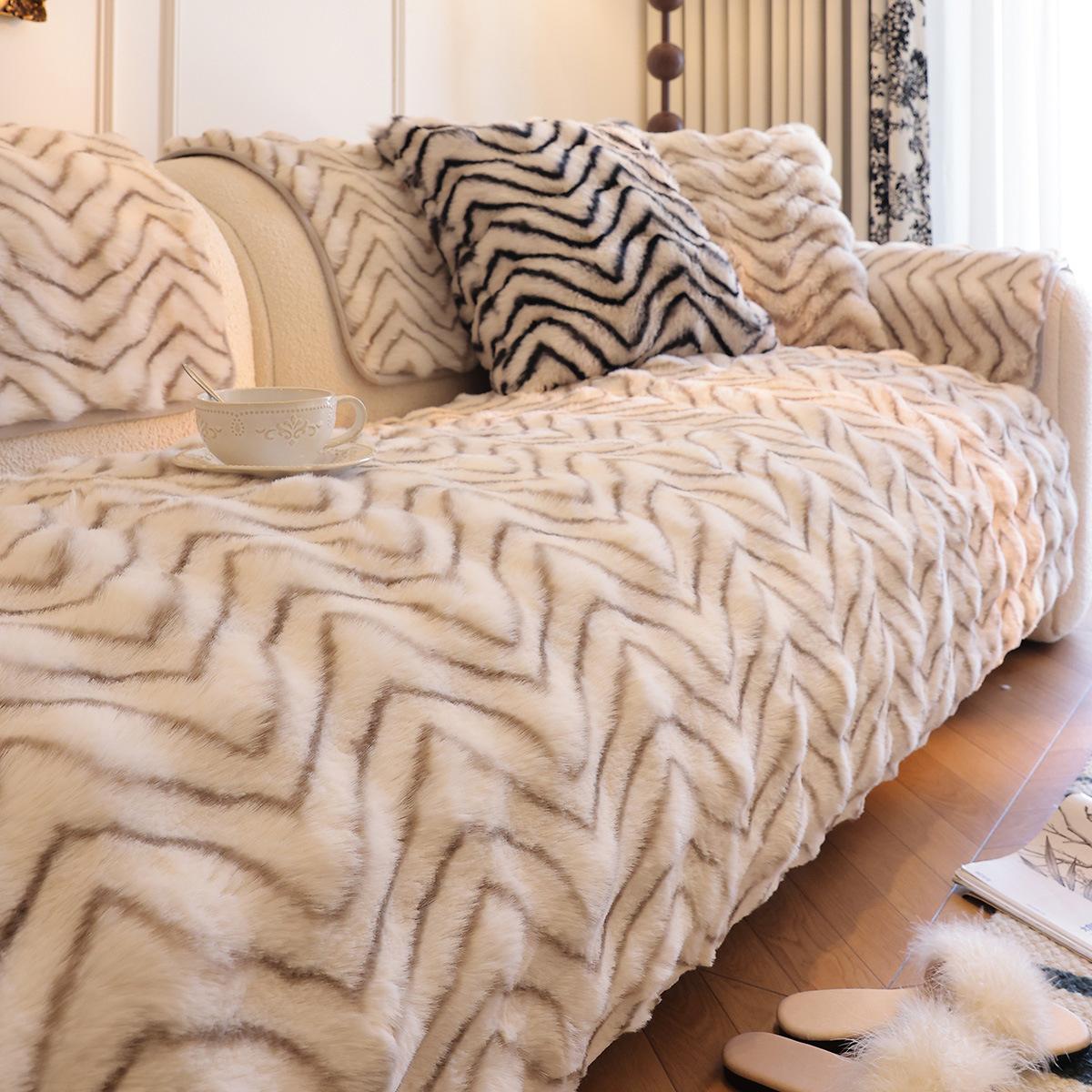 

Winter Plush Cream Wind Sofa Cushion New Light Luxury High Sense Non-Slip Sofa Seat Cushion Cover Towel Cover Cloth 70*70cm