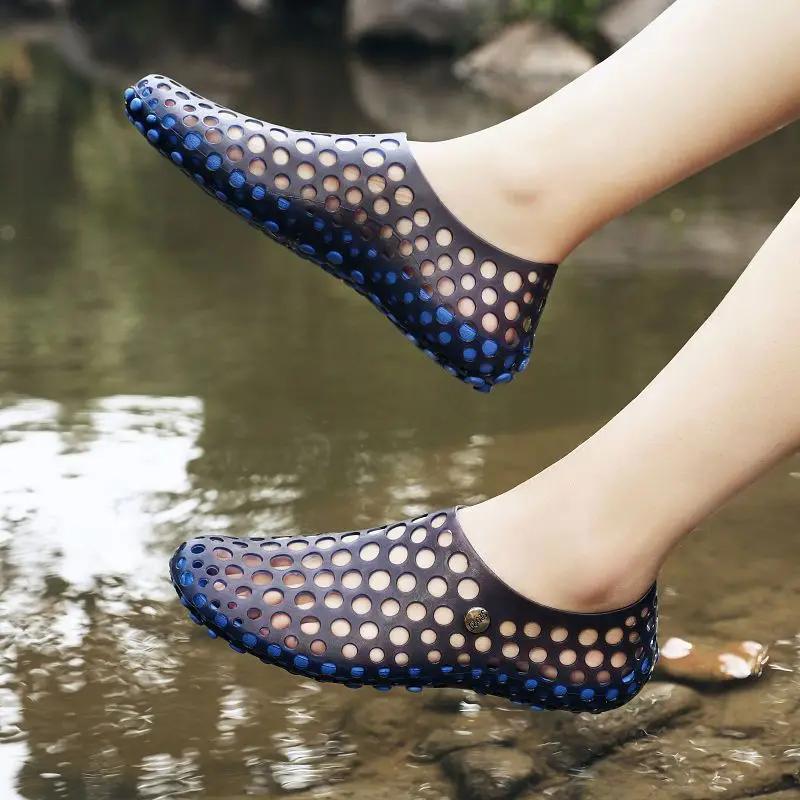Fashion Non-slip Men's Sandal Ultralight Breathable Hole Shoes New Fashion Color Wholesale Comfortable Summer Low Price 2025 Male Shoe