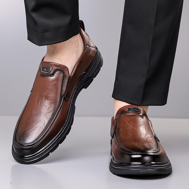 Fashion Luxury Brand Walking Shoes Classic Men Shoes for Wedding Slipons Casual Comfortable Male Flat Leather Men's Loafers Moccasins