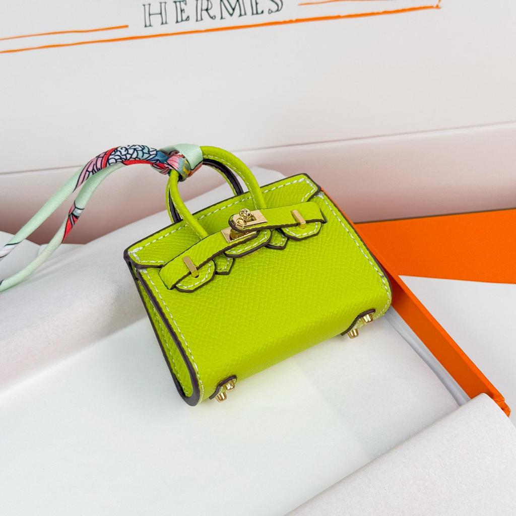 Chic Mini Bag Charm - Cute Earphone Pouch & Coin Purse with Car Keychain Decoration.