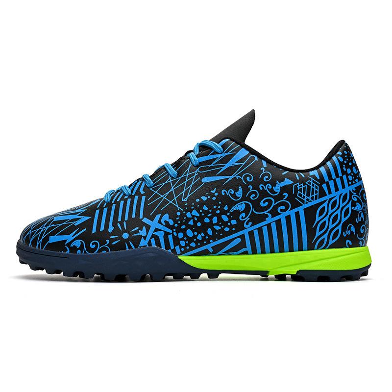 Factory direct sales 2025 new long nail broken nail low top football shoes student game training shoes size 35-45