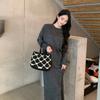 Handgewebte Mini-Tragetasche Schwarz Weiß Schachbrett Muster Damen Lässiger Korb-Stil