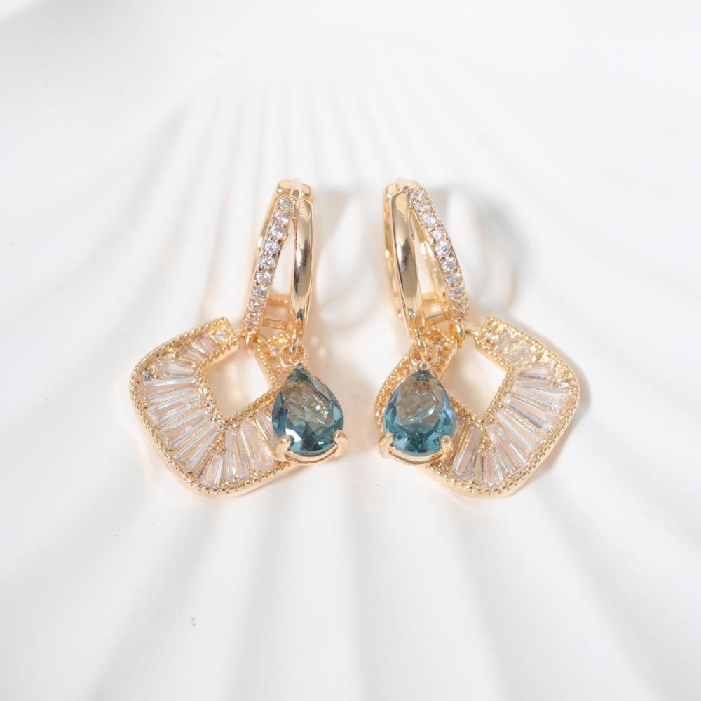 1 Pair Fashion Square Zirconia Dangle Earrings for Women Jewelry Wedding Party Accessories