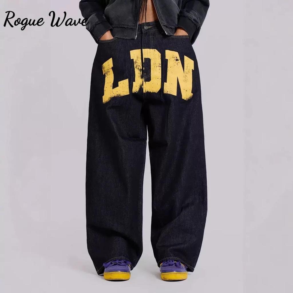 Jeans Stampati Lettere Street Style Americano RogueWave, Pantaloni in Denim Larghi Trendy a Gamba Dritta