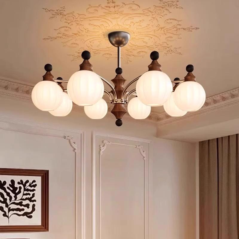 Amerikanischer Retro-Stil Schlafzimmer-Kronleuchter Französisch Vintage Massivholz Designer-Stil Künstlerische Beleuchtungskörper