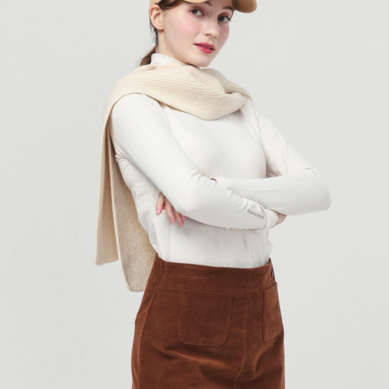 DOYOUKNOWMC 25FW Hooded Neck Warmer and Yellow Ivory Knit Muffler