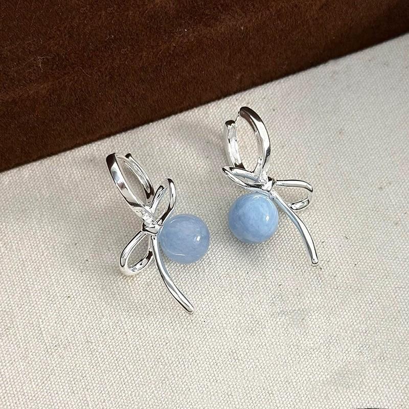 

Fashionable Women s Versatile Earrings With A High-end Temperament Hoop One Size