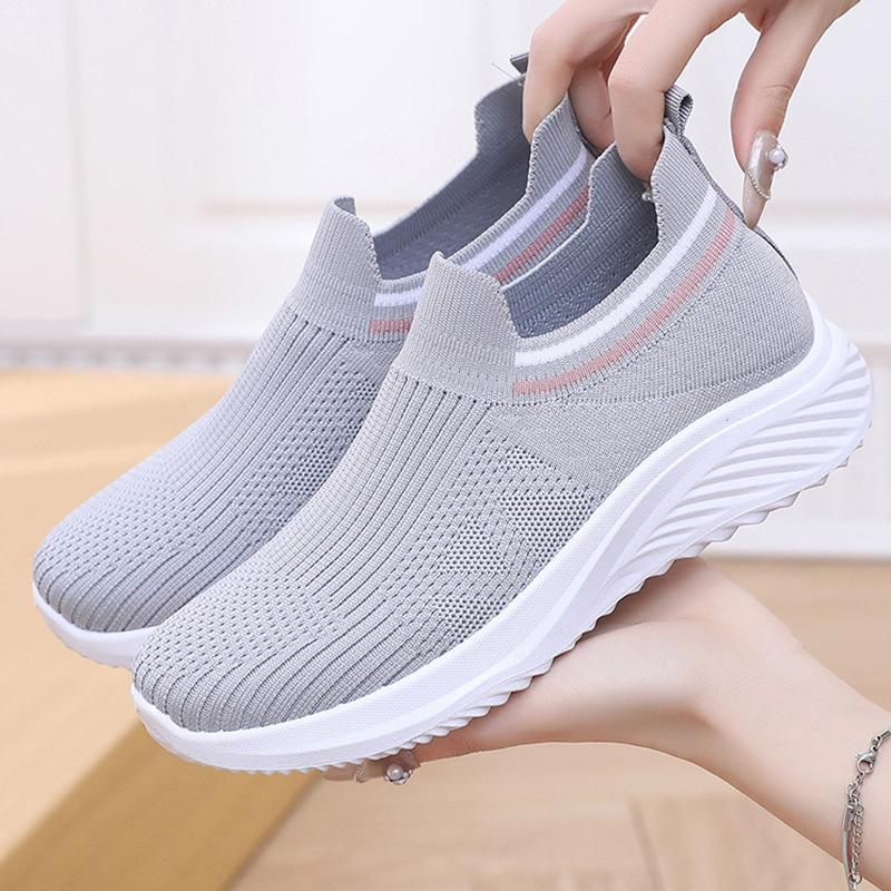 2025 New Women's Shoes Flat-bottomed Fashionable Breathable Sports Shoes Casual Lightweight Soft-soled Mother Shoes Women