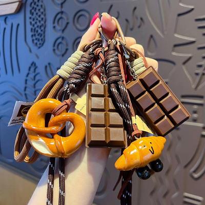 Creative Miu-Style Lye Bread Keychain: Cute Handcrafted Couple Pendant, Small Gift
