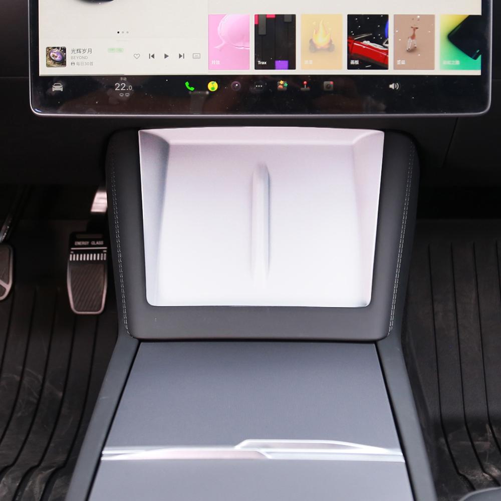 Wireless Charging Pad For Tesla Model 3 Highland 2024 Model Y Juniper 2025 Center Console Mat Accessories Silicone Phone Mount
