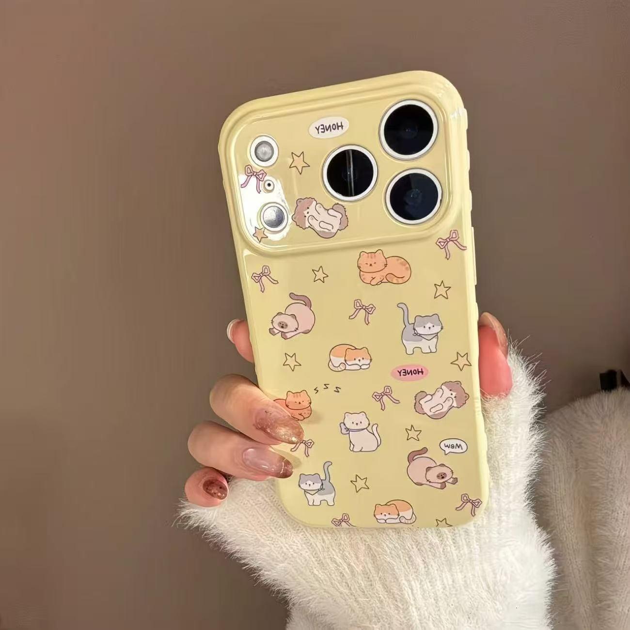 

Heart Shell Dog Case for Apple 17 Pro Max/16/12/11 - Cute and Fresh Design iPhone 11