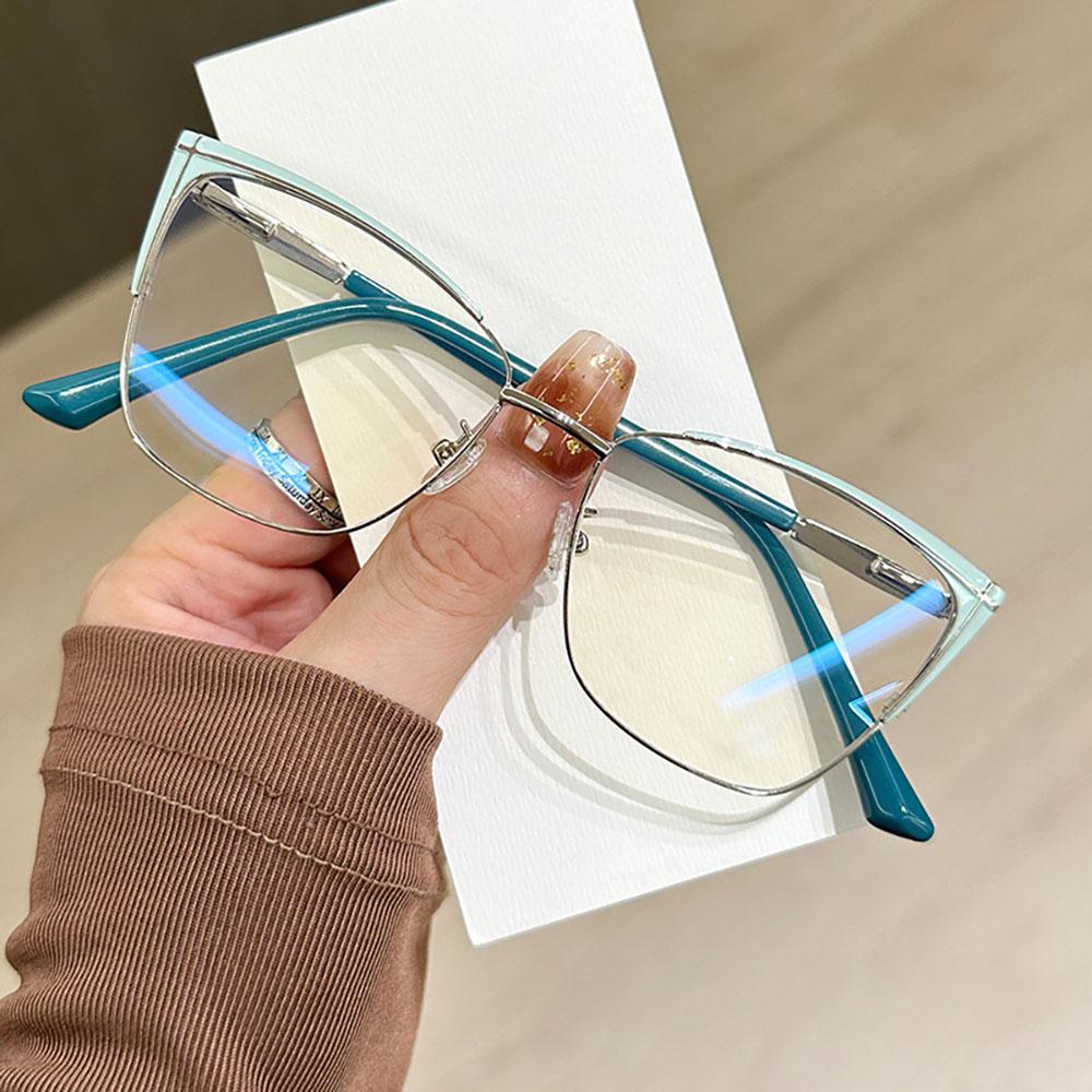 Transparent Cat Eye Glasses Women Trendy Design Anti Blue Light Glasses Computer Eyepiece Optical Spectacle Metal Frame Lentes