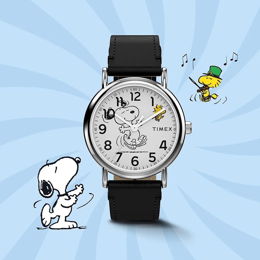 [Timex] Peanuts Weekender Snoopy Dancing Black Leather Watch 38mm TW2Y31000