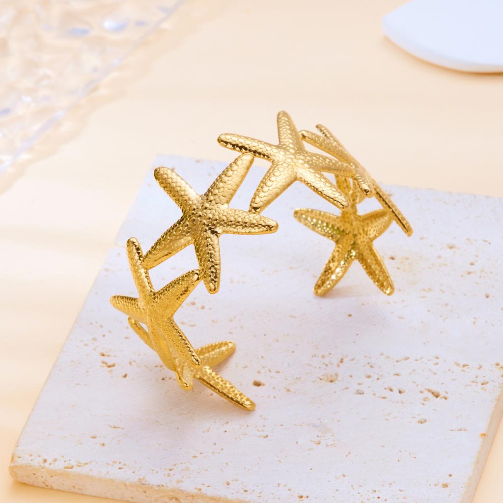 Vintage Reluster Opening Bracelet For Women Stainless Steel Ocean Element Shell Starfish Scallop Shape Bangle Jewelry Accessory